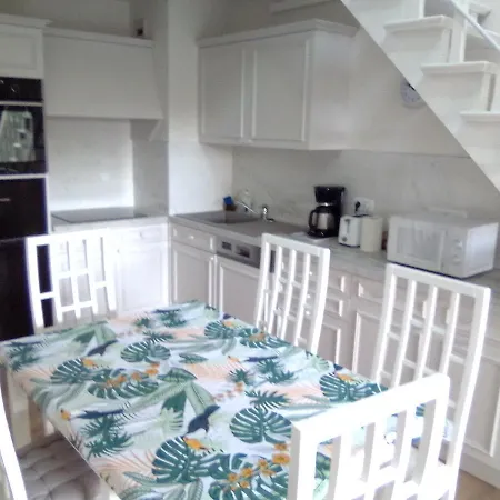 La Terrasse Des Golfs, Duplex Climatise, 2 Sdb, Garage, Calme Et Verdure