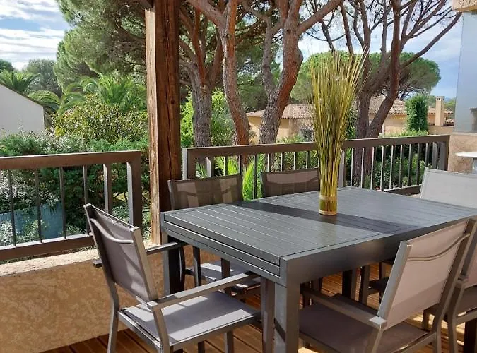 La Terrasse Des Golfs, Duplex Climatise, 2 Sdb, Garage, Calme Et Verdure * Saint-Raphael (Var)